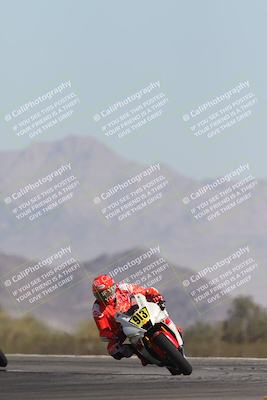 media/Oct-26-2025-Race Pace (Sun) [[c1447ca738]]/Non Verified (1st 20 Minutes of every Hour)/4-Turn 14 (1110am)/